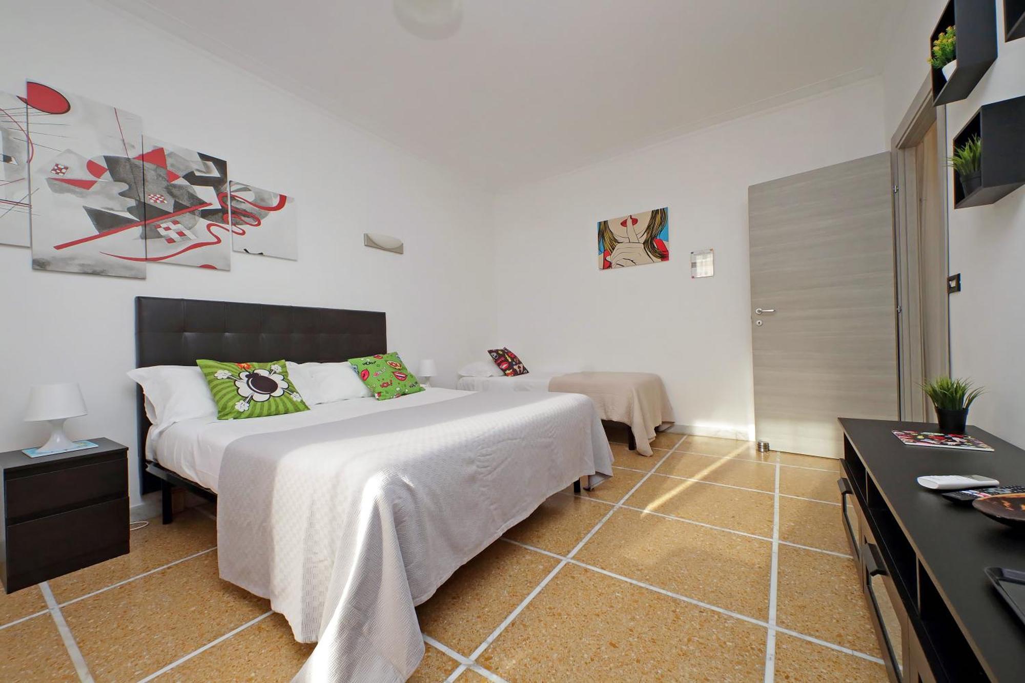 The Colours Rooms Guest House Roma Ngoại thất bức ảnh